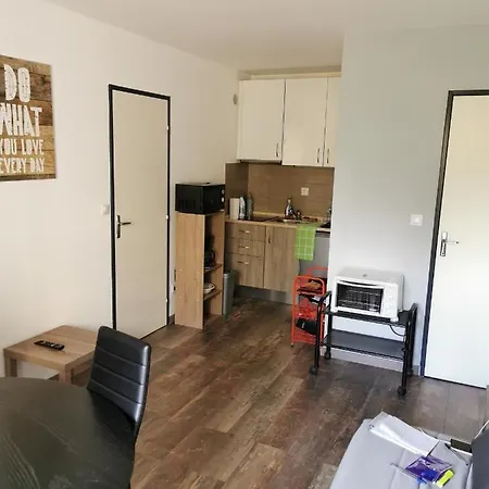 Joli Appartement 2 Pieces 4 Voyageurs Tout Equipe 13 Avenue De La Divette 14390 Cabourg Exterior photo