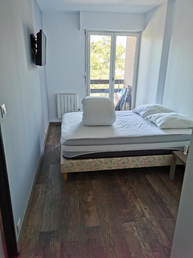 Joli 2 Pieces 4 Voyageurs Equipe 13 Avenue De La Divette 14390